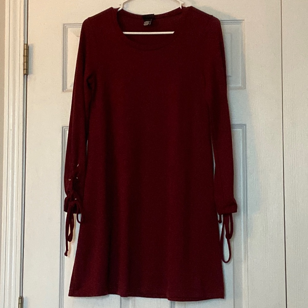 Maroon long sleeve dress